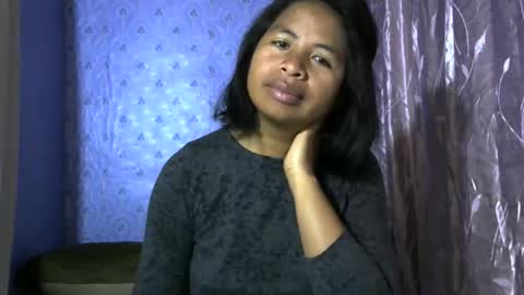 Snapshot of liora_selene chatting on September 22, 1:53 am liora online show from September 22, 1:53 am