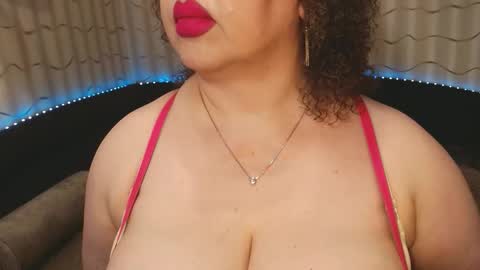 Snapshot of lipsaddiction chatting on September 12, 2:30 pm LIpsAddiction online show from September 12, 2:30 pm