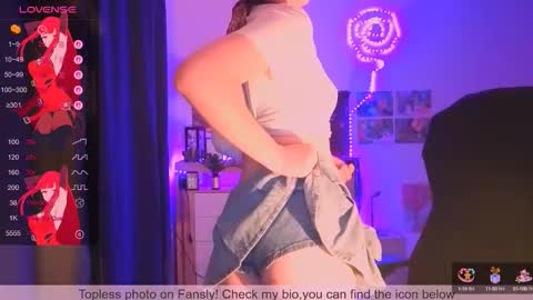 Snapshot of liquid0fluid chatting on September 9, 5:57 pm liquid0fluid online show from September 9, 5:57 pm