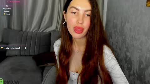 Lira revery online show from December 4, 2:33 am