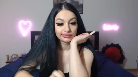 Snapshot of lisa104739 chatting on January 15, 12:51 am Lisa online show from January 15, 12:51 am