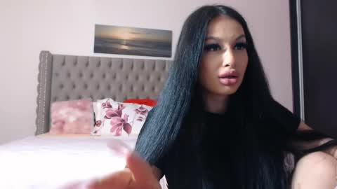 Lisa online show from April 15, 7:58 pm