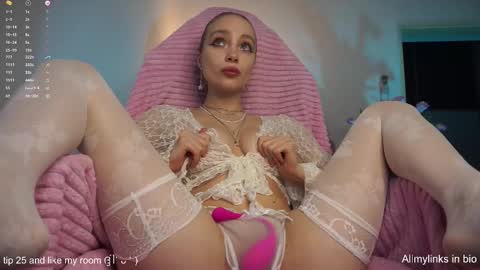 Lisa online show from January 30, 12:59 pm