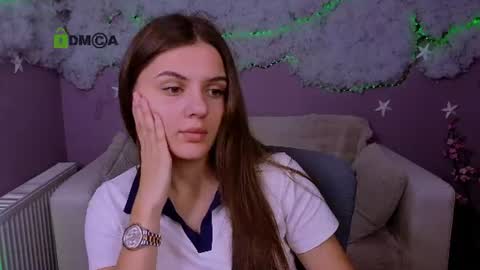 Lisa online show from June 16, 9:46 am