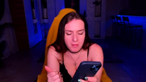 lisa_elfy online show from February 5, 4:47 pm