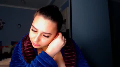 Snapshot of lisa_lady_golden chatting on September 21, 10:25 pm lisa_lady_golden online show from September 21, 10:25 pm