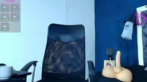 lisa_louis online show from October 25, 7:40 am