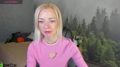 Lisa online show from October 28, 12:00 am