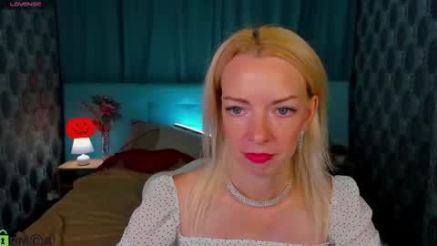 Lisa online show from October 30, 12:22 am