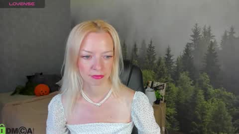 Lisa online show from October 26, 11:59 pm