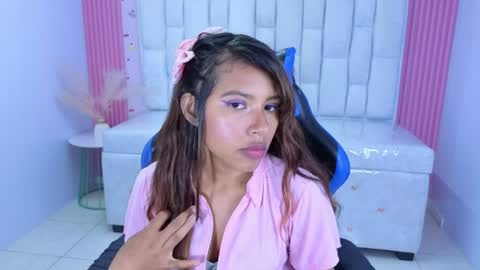 Liz online show from June 11, 12:43 am
