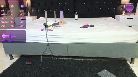 lisa_sweetas online show from December 14, 8:04 pm