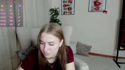 Lisa online show from March 27, 8:26 am