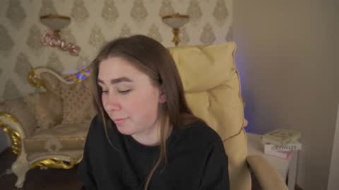 Lisa online show from February 19, 10:56 am