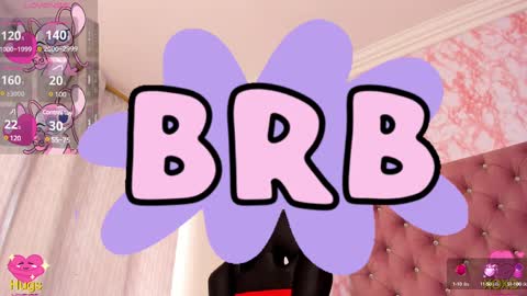 lisawalker_ online show from March 10, 6:01 pm