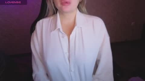 Anna online show from June 3, 10:26 pm