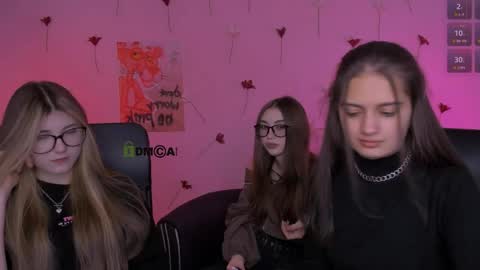 lissa_night online show from April 12, 7:07 pm