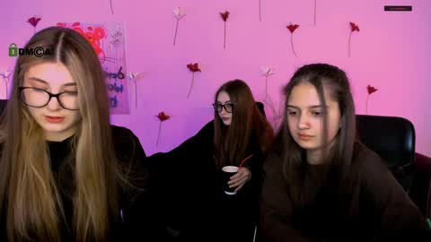 lissa_night online show from April 7, 6:54 pm