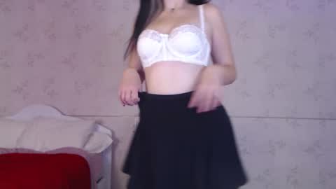 Alice Dont forget to thumbs up its very important  online show from October 5, 10:23 am