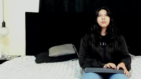 Natalia and alejandro online show from October 7, 10:33 am