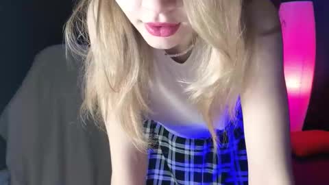 Snapshot of litabrom chatting on September 13, 1:52 am Lena online show from September 13, 1:52 am