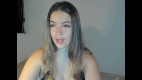 Snapshot of litlle_danni chatting on January 26, 12:26 am Danni online show from January 26, 12:26 am