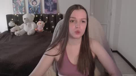 little__flowers online show from November 19, 8:13 am