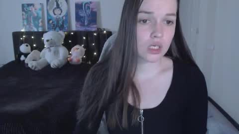 little__flowers online show from October 26, 8:37 am