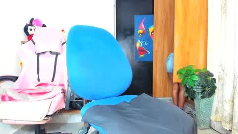 little_africa online show from November 13, 7:55 am