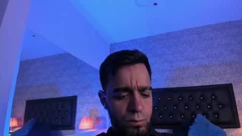 Alan  online show from February 19, 9:17 am