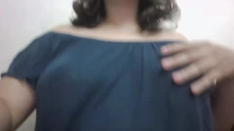 Snapshot of little_anef chatting on January 5, 3:34 pm little_anef online show from January 5, 3:34 pm