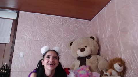 Snapshot of little_angelito2 chatting on February 23, 3:56 am TU ANGELITO online show from February 23, 3:56 am