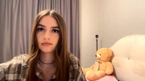 Catherine online show from December 3, 1:23 pm