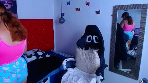 mai rojas online show from October 23, 1:56 pm