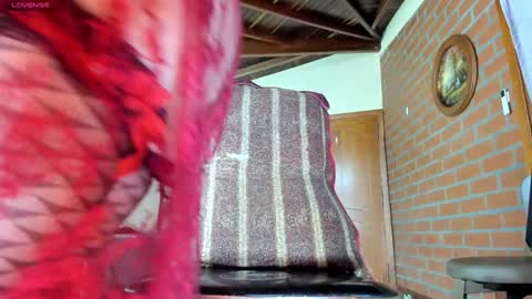 Izzi online show from January 24, 6:35 pm