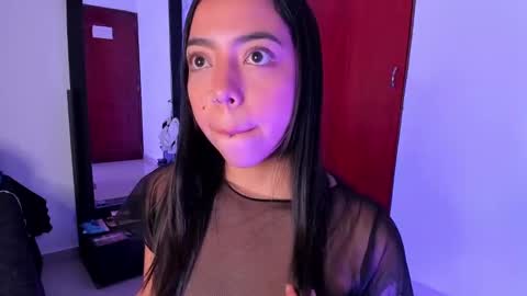 kayla  Instagram kayla 71082 online show from December 3, 4:31 am