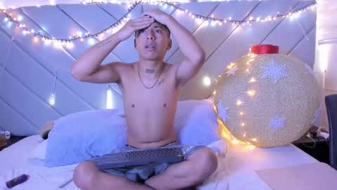 little_kris1 online show from November 24, 12:26 pm