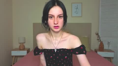 little_mollee online show from October 16, 2:11 am