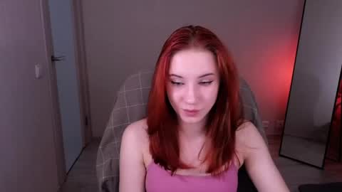 little_pretty_woman online show from May 12, 4:05 pm