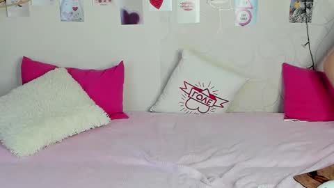 Kriss online show from February 1, 8:11 am