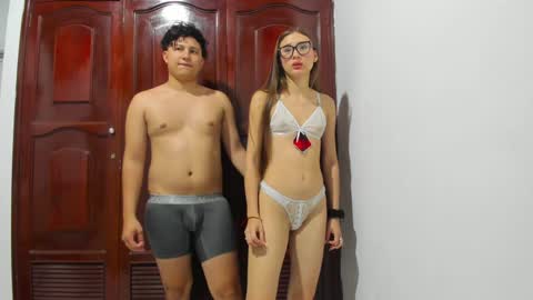RAPUNSEL AND CAIN online show from December 7, 6:37 am
