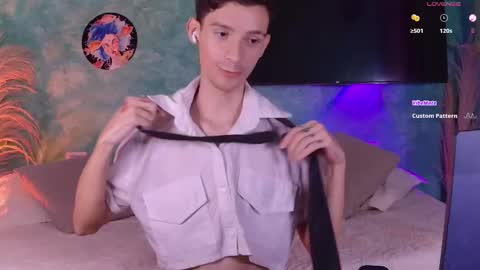 Juan Ferrer online show from November 29, 1:57 am