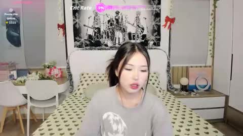 Yena and Gabby online show from January 5, 8:56 pm