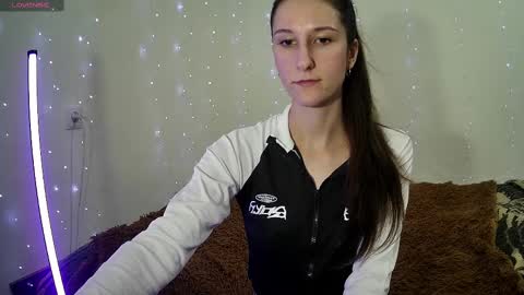 LittleAhWitch online show from March 6, 1:46 pm