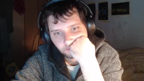 littlealien7 online show from October 30, 5:02 pm