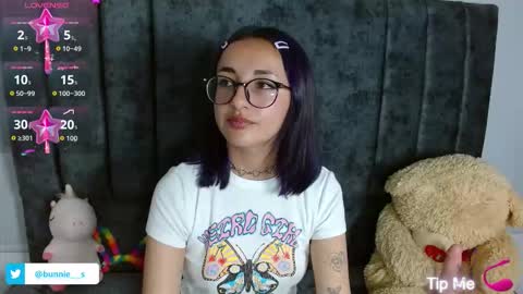 Snapshot of littlee__bunny chatting on September 20, 1:03 pm your little bunny online show from September 20, 1:03 pm