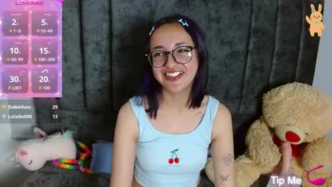 Snapshot of littlee__bunny chatting on September 15, 12:39 pm your little bunny online show from September 15, 12:39 pm
