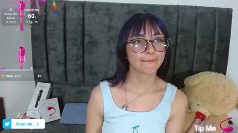 your little bunny  online show from October 13, 10:39 am