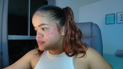 Sophie online show from December 27, 1:11 am