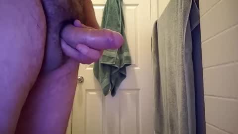 littleguyy888 online show from May 6, 10:27 pm